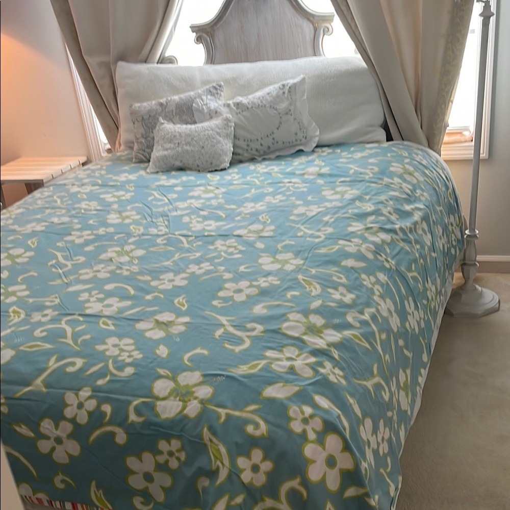 Pottery Barn Kids Reversible Full/Queen Duvet Cover - Picture 2 of 5